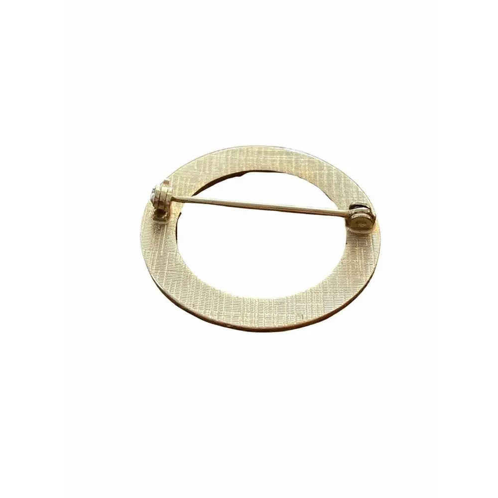 Vintage Brooch Goldtone Round Etched Traditional Style